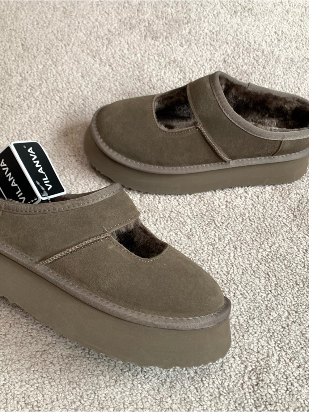 Vilanva Platform Mary Jane Faux Fur Clogs Taupe Women’s Size 8.5 New